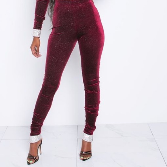 Velvet burgundy two piece - Picture 6 of 6